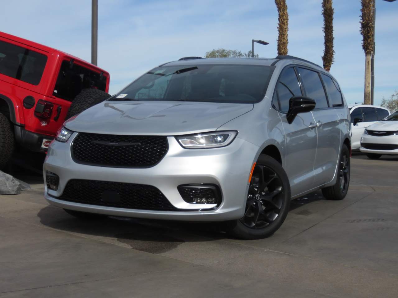 2026 Chrysler Pacifica Select