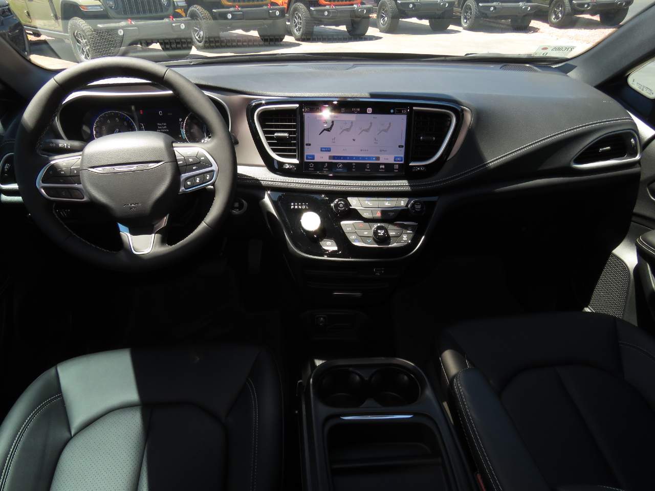 2027 Chrysler Pacifica Select