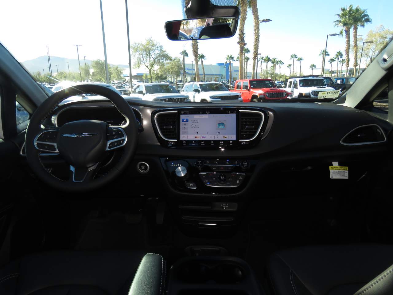 2026 Chrysler Voyager LX