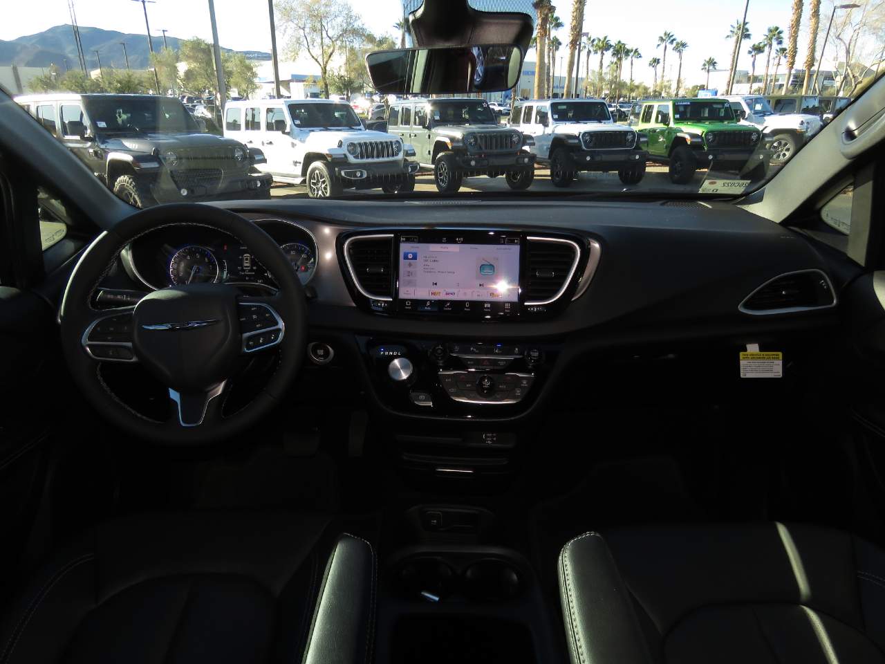 2026 Chrysler Voyager LX