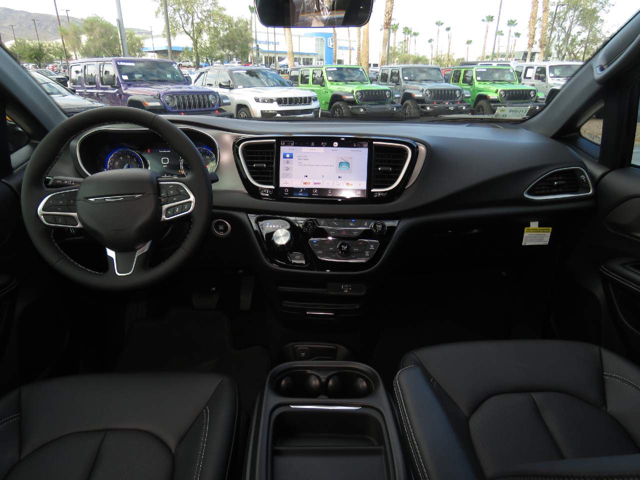2027 Chrysler Pacifica LX