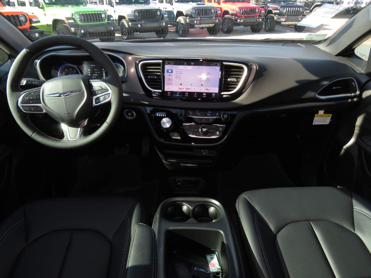 2026 Chrysler Voyager LX