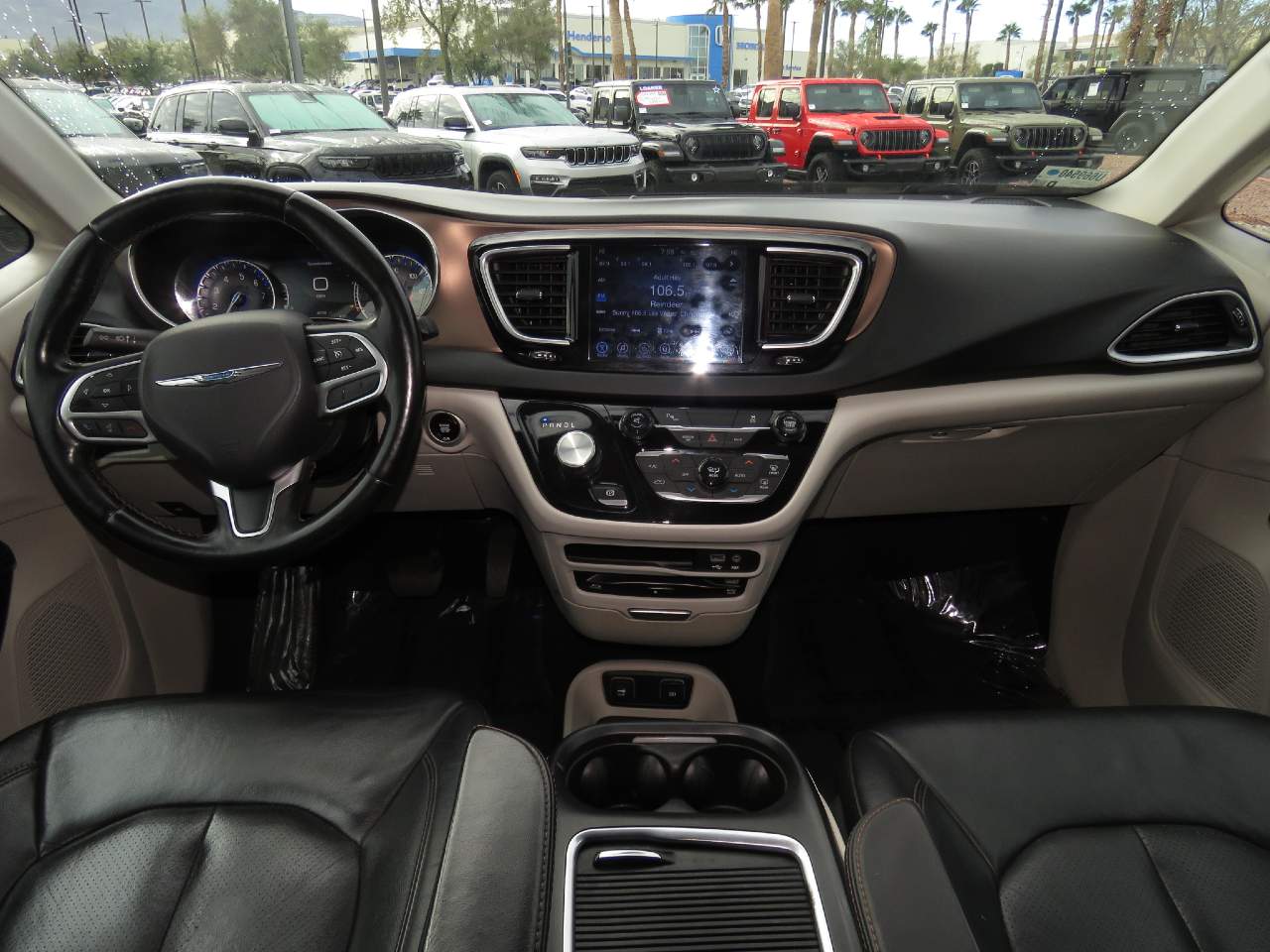 2017 Chrysler Pacifica Touring-L Plus