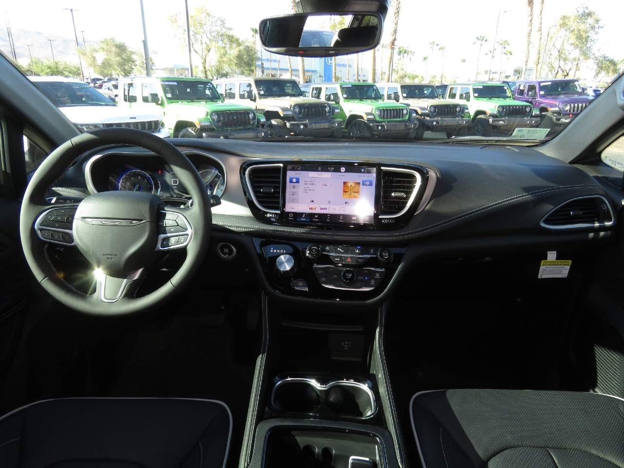 2027 Chrysler Pacifica Limited