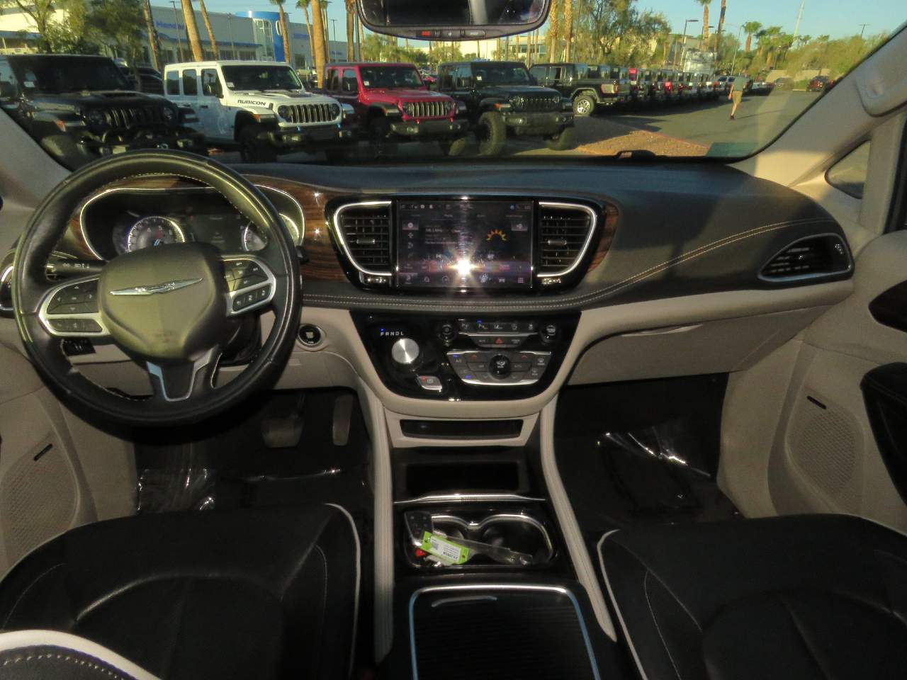 Certified 2022 Chrysler Pacifica Limited with VIN 2C4RC1GG8NR128104 for sale in Henderson, NV