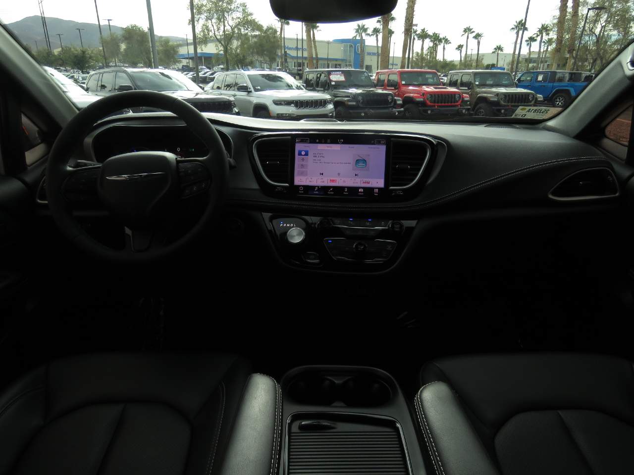 2023 Chrysler Pacifica Plug-In Hybrid Touring L