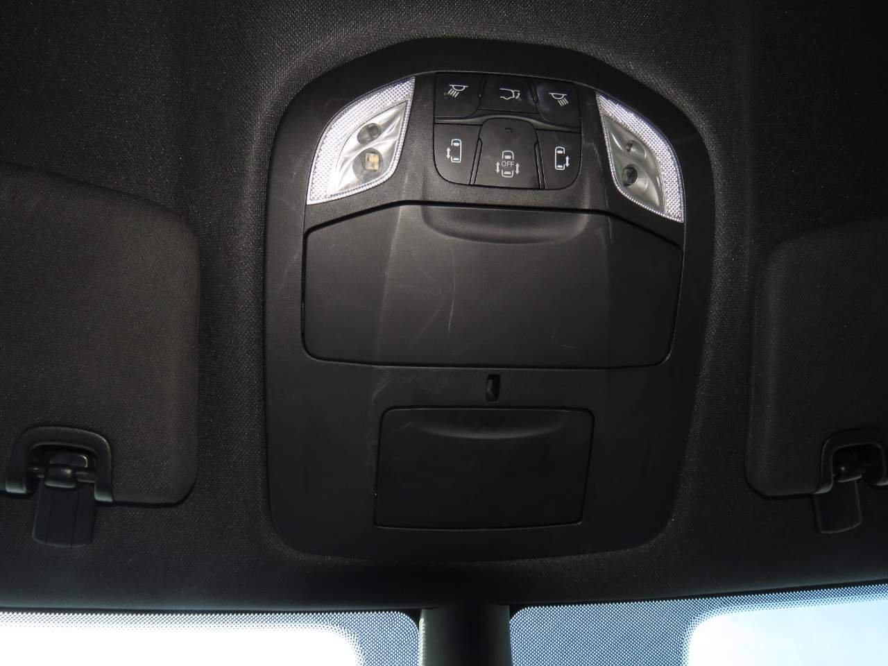 2023 Chrysler Pacifica Plug-In Hybrid Touring L