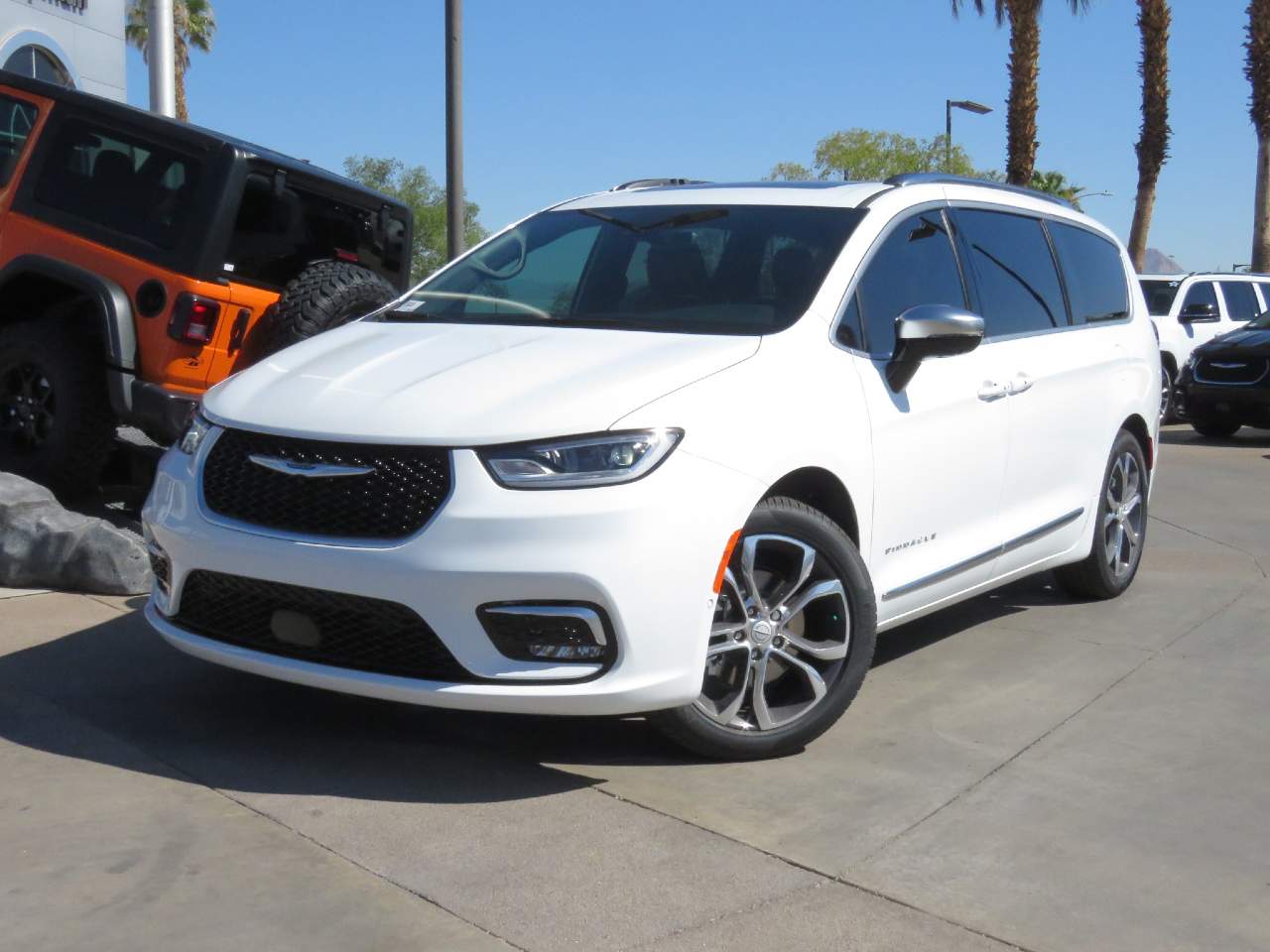 2025 Chrysler Pacifica Pinnacle