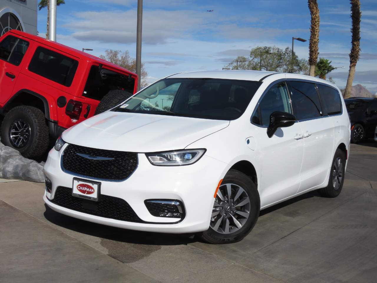 2024 Chrysler Pacifica Plug-In Hybrid Select