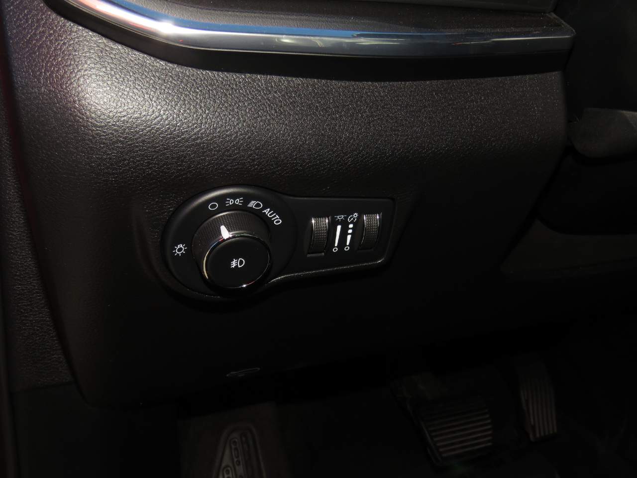 2023 Jeep Compass (Red) Edition