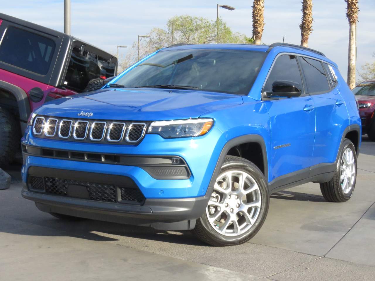 2023 Jeep Compass Latitude Lux