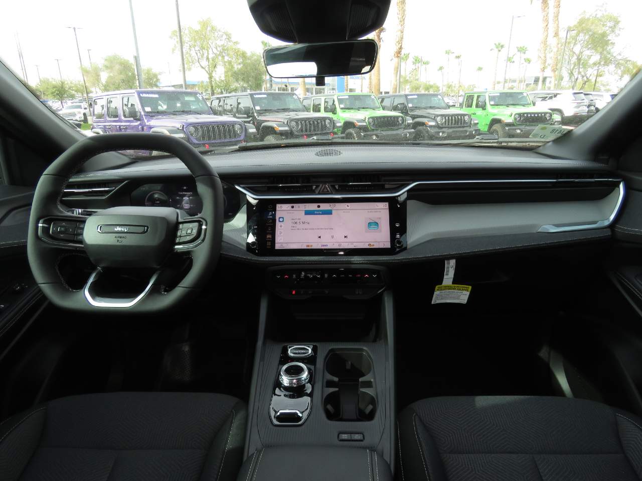 2026 Jeep Cherokee Laredo