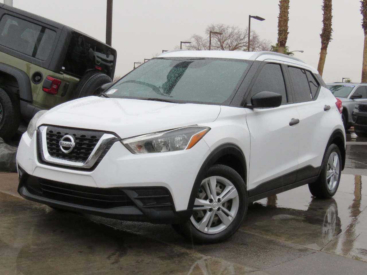 2019 Nissan Kicks S