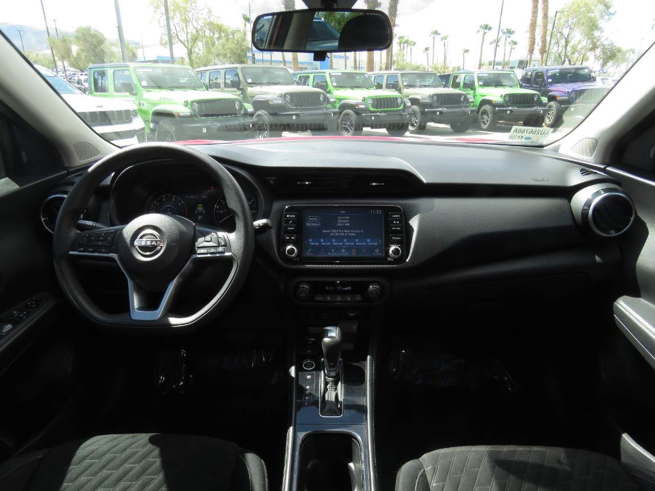 2022 Nissan Kicks SV