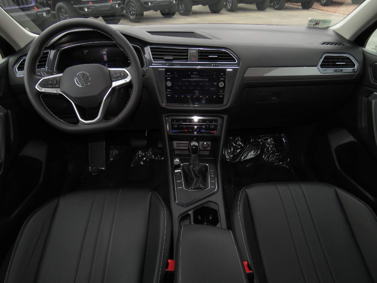 2023 Volkswagen Tiguan SE