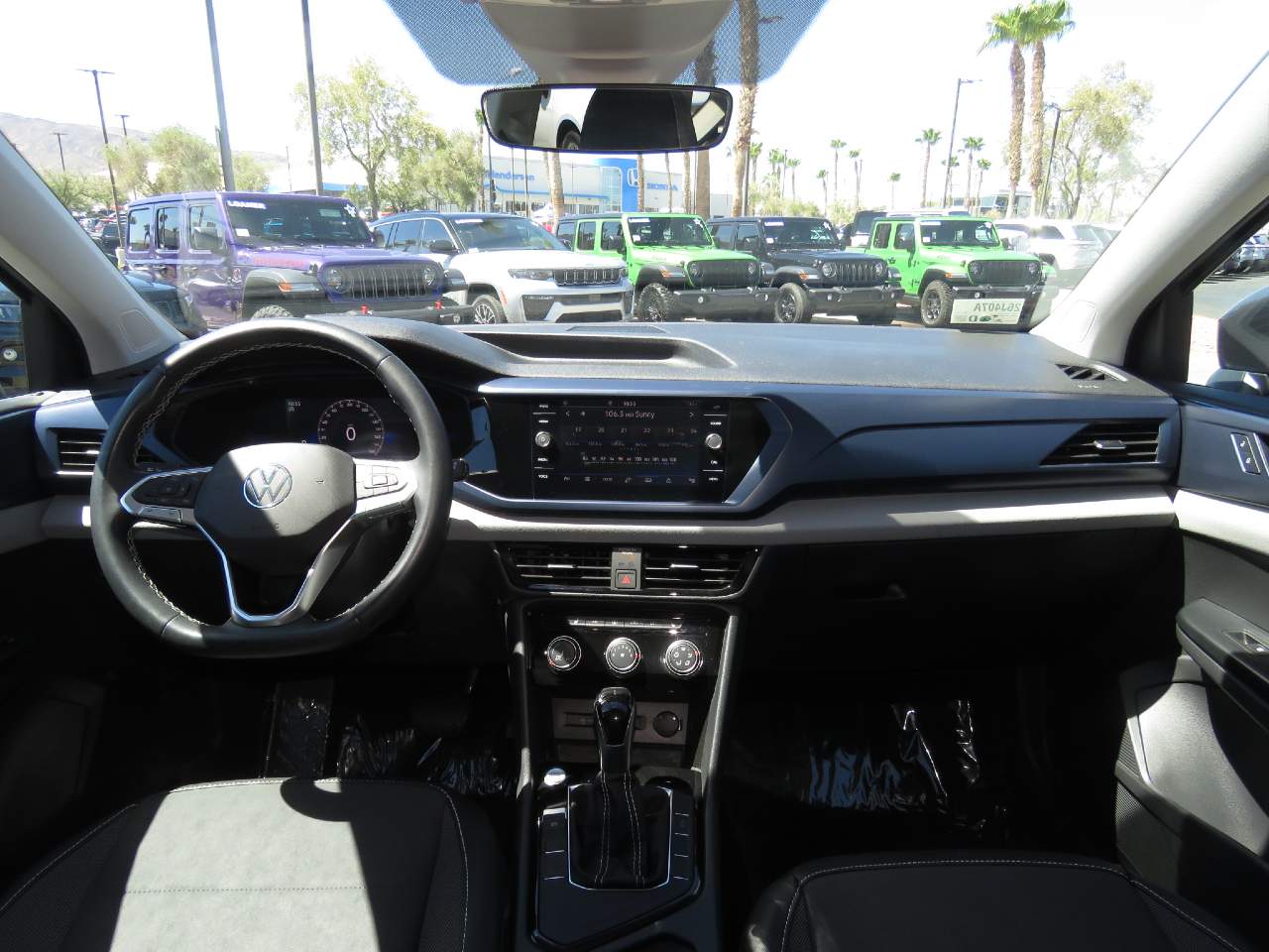 2023 Volkswagen Taos SE