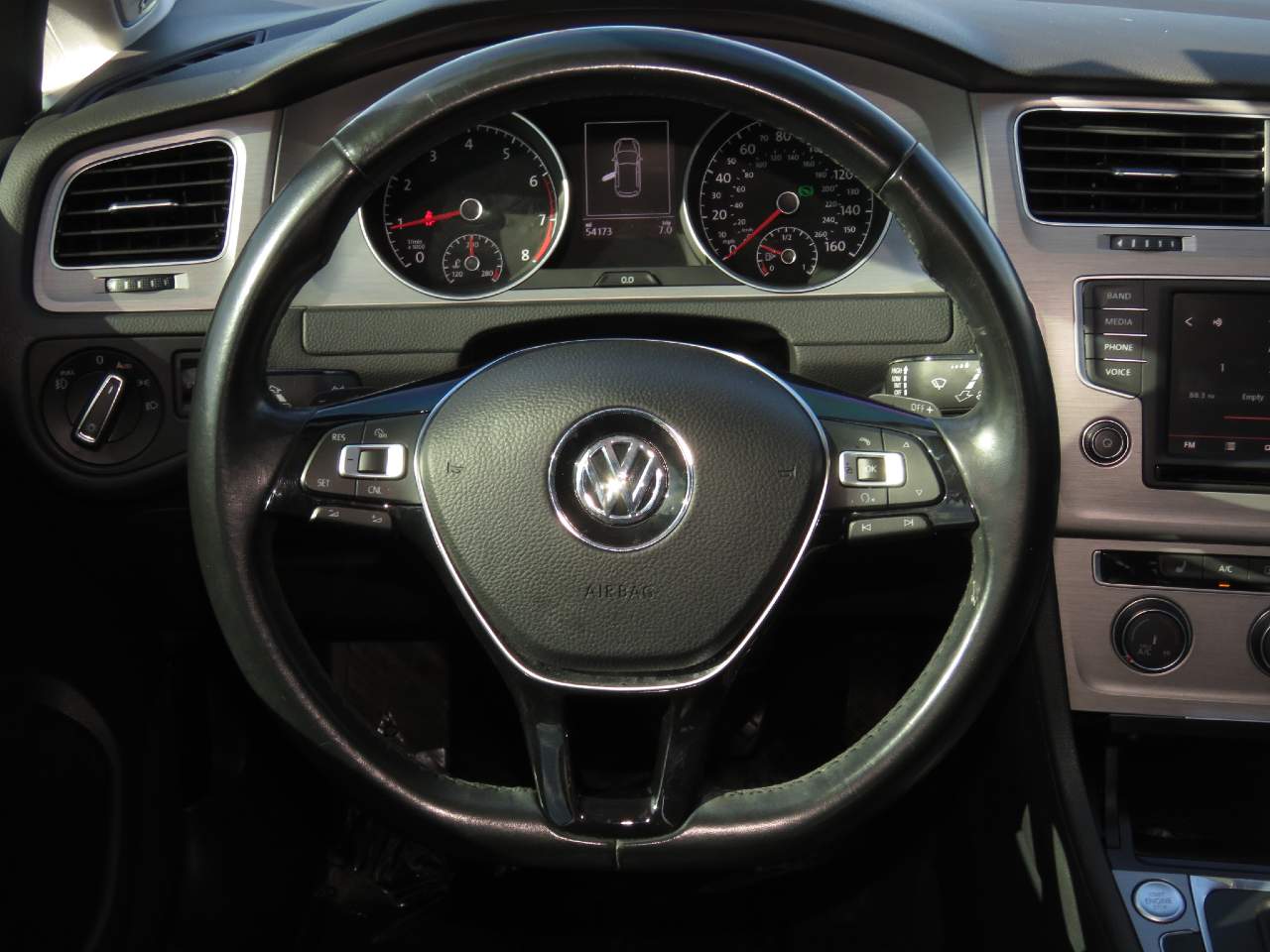 2016 Volkswagen Golf TSI SE