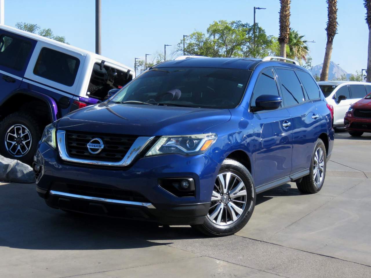 2018 Nissan Pathfinder SV
