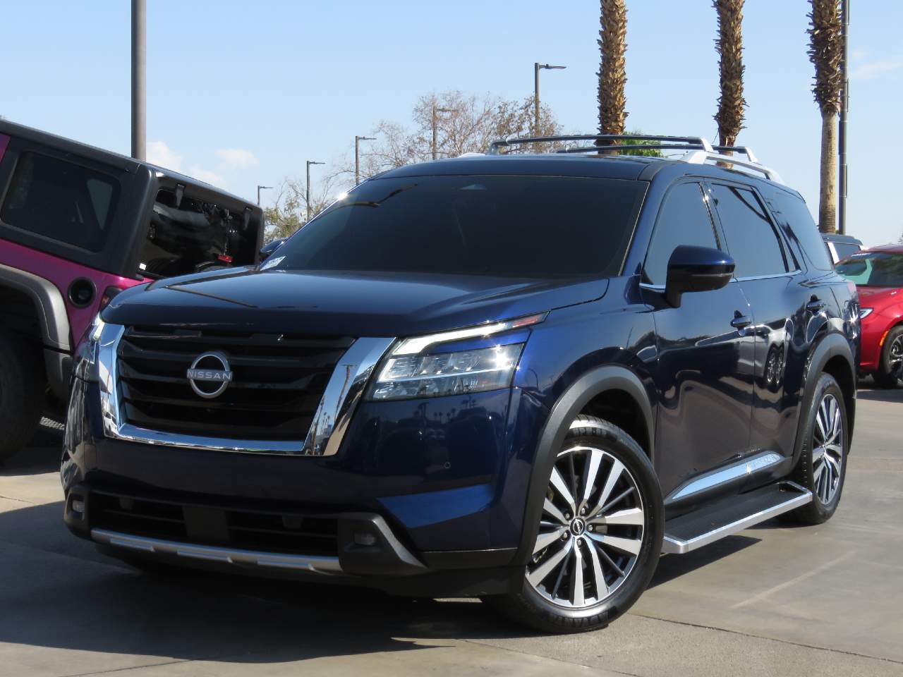 2022 Nissan Pathfinder Platinum