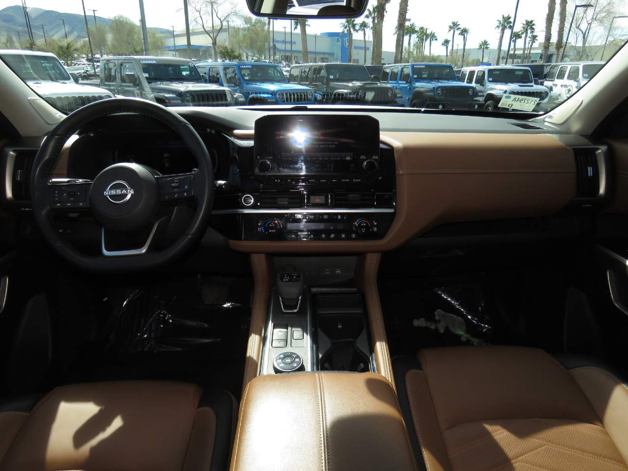 2023 Nissan Pathfinder Platinum