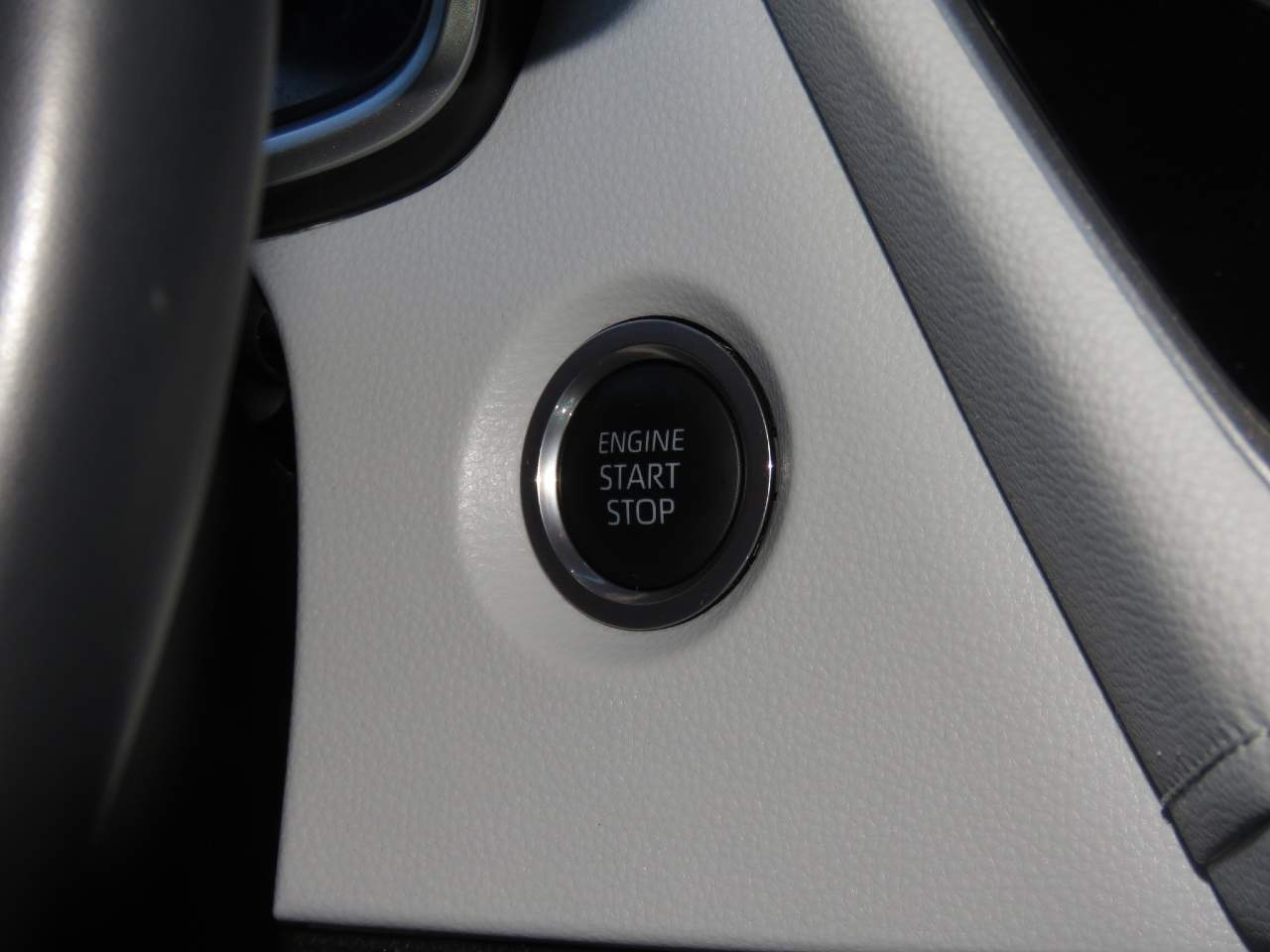 2022 Toyota Corolla Hatchback XSE