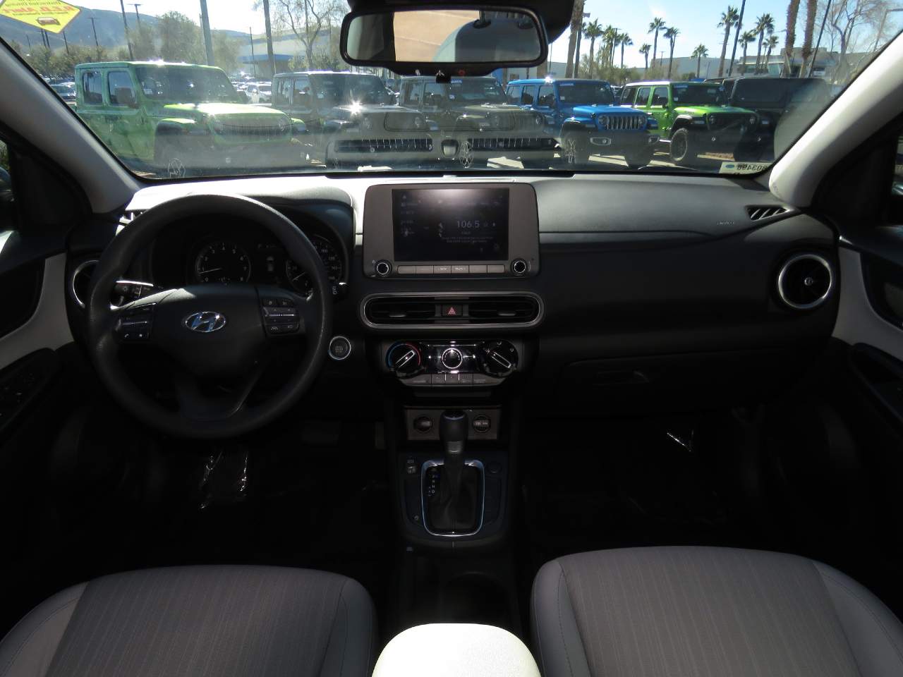 2022 Hyundai KONA SEL