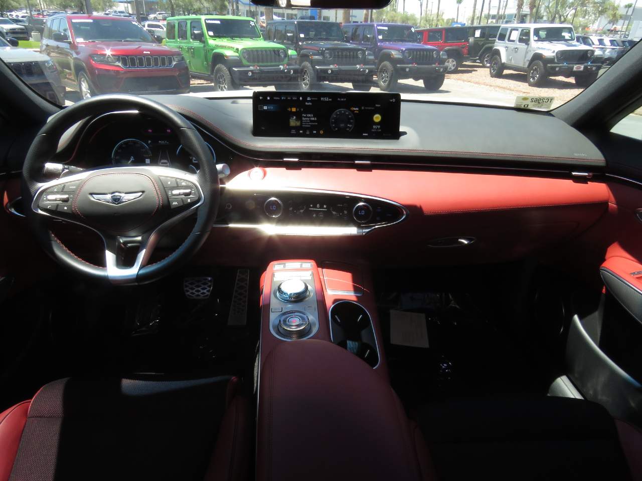2025 Genesis GV70 2.5T Standard