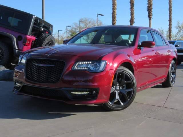 2021 Chrysler 300