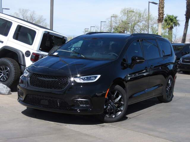 2026 Chrysler Pacifica