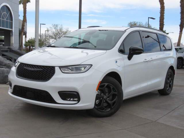 2025 Chrysler Pacifica Plug-In Hybrid