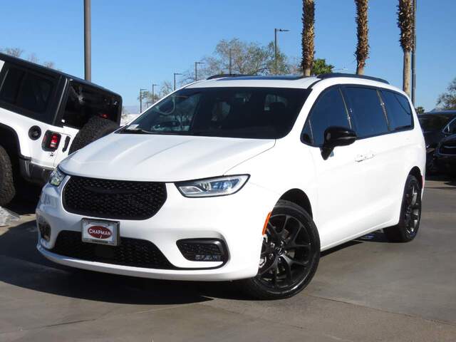 2023 Chrysler Pacifica