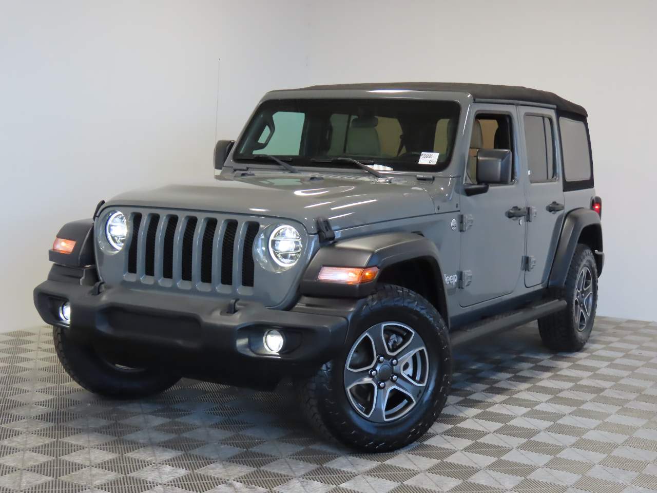 2021 Jeep Wrangler Sport S's photo