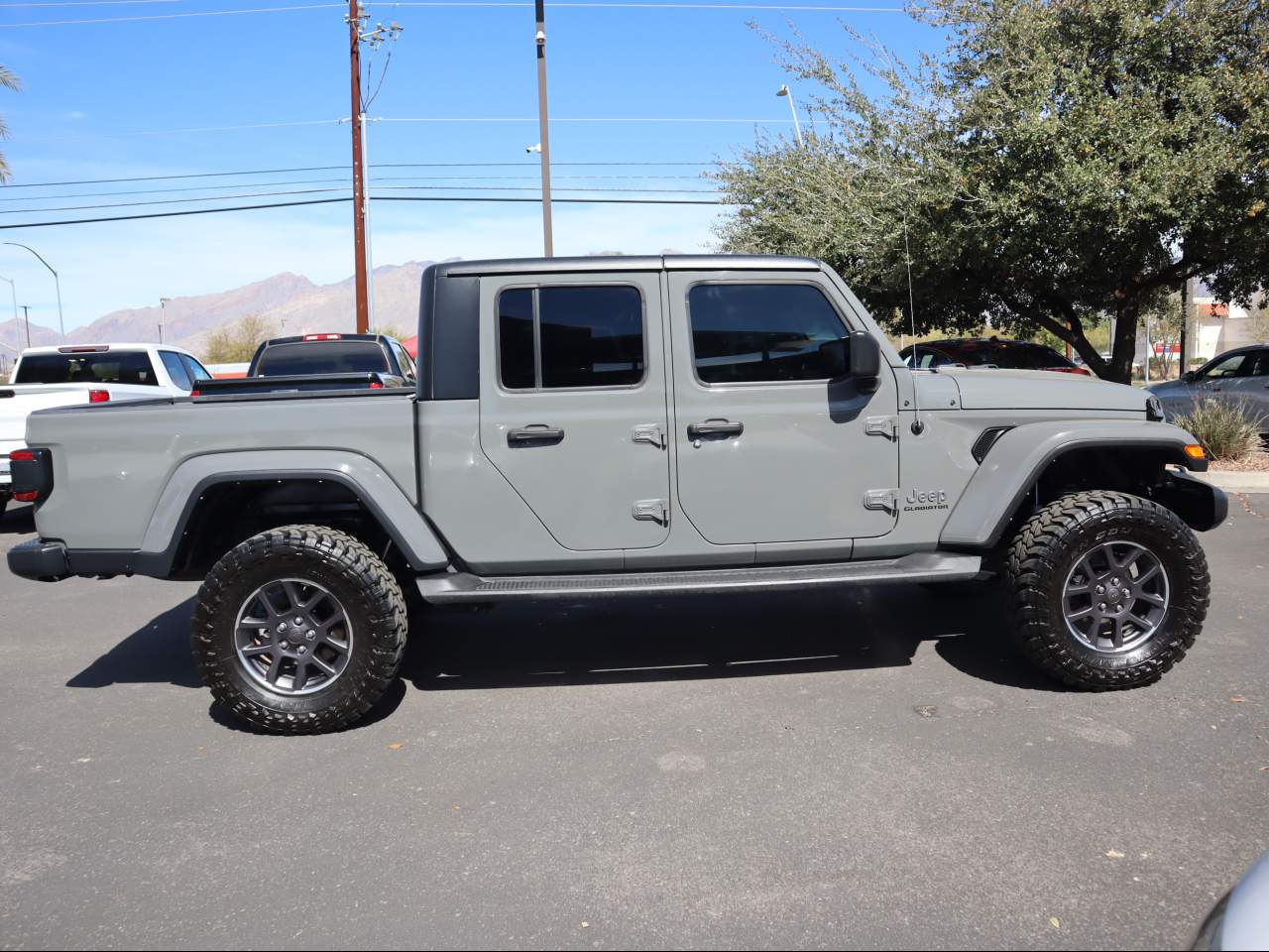2022 Jeep Gladiator Overland Crew Cab