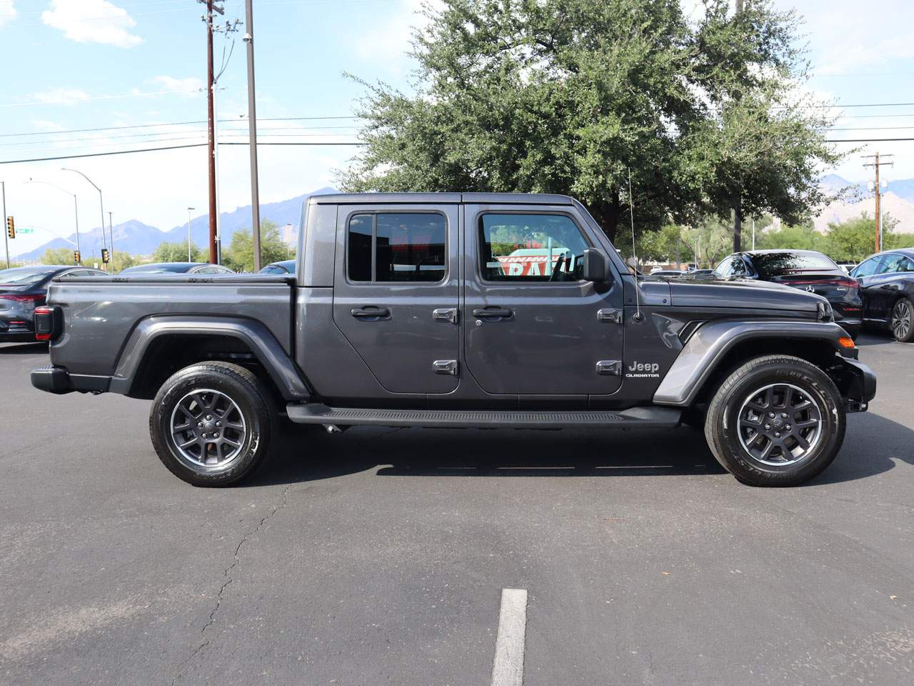 2022 Jeep Gladiator Overland Crew Cab