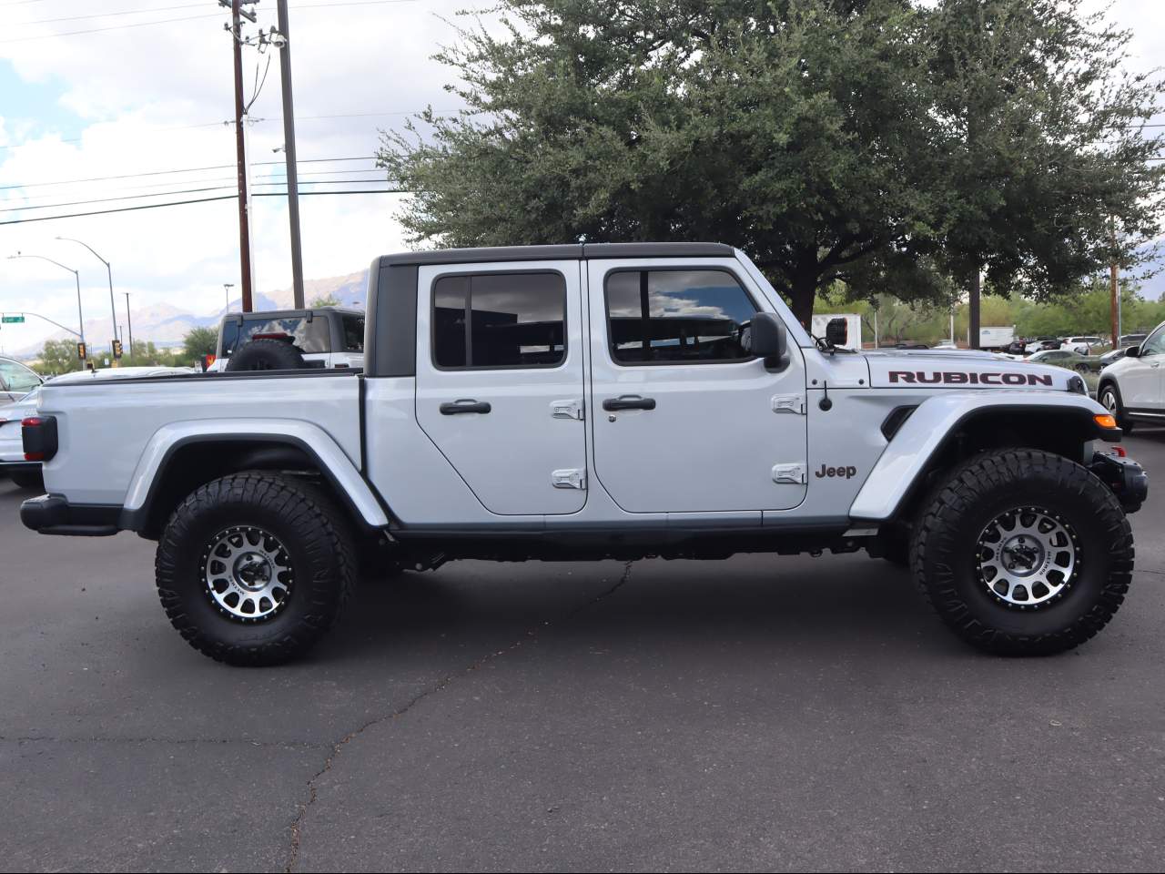 2023 Jeep Gladiator Rubicon photo 3