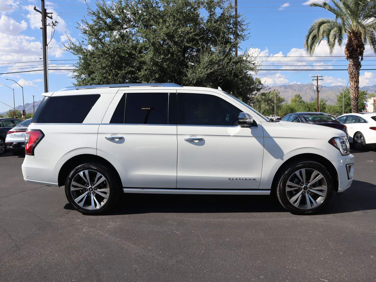 Used 2021 Ford Expedition Platinum with VIN 1FMJU1MT5MEA31378 for sale in Tucson, AZ