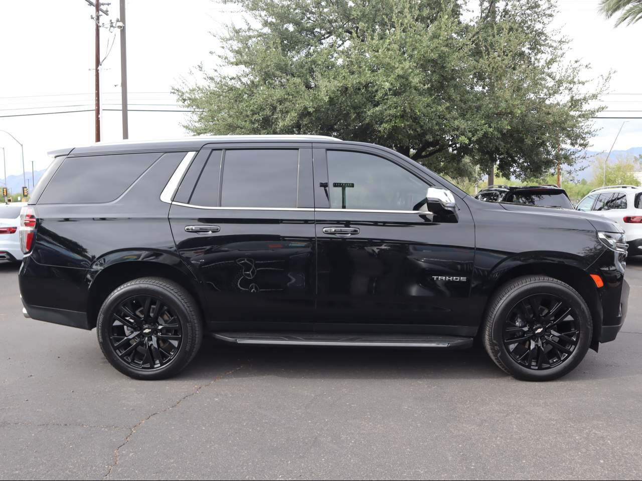2023 Chevrolet Tahoe Premier photo 3