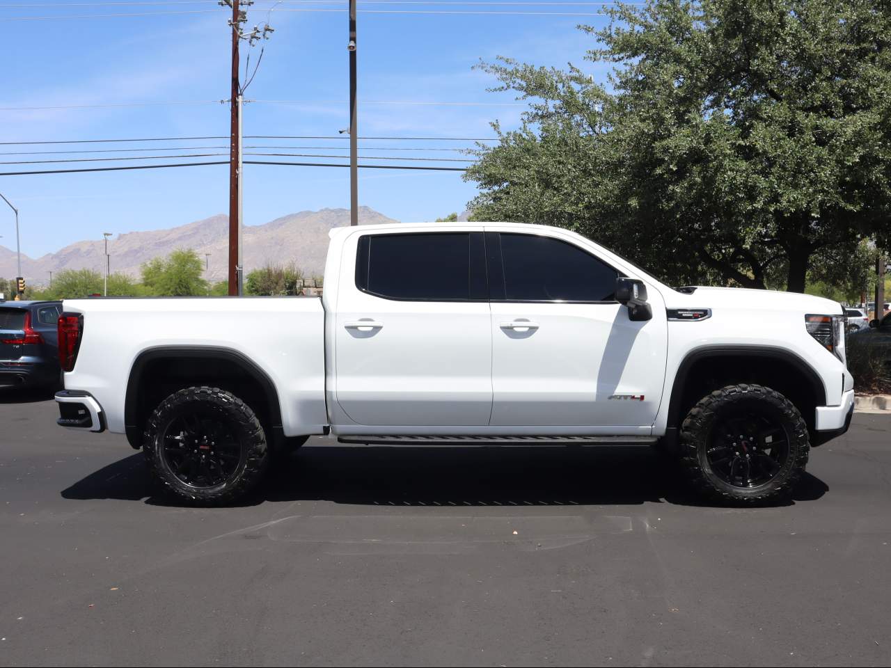 2025 GMC Sierra 1500 AT4 Crew Cab