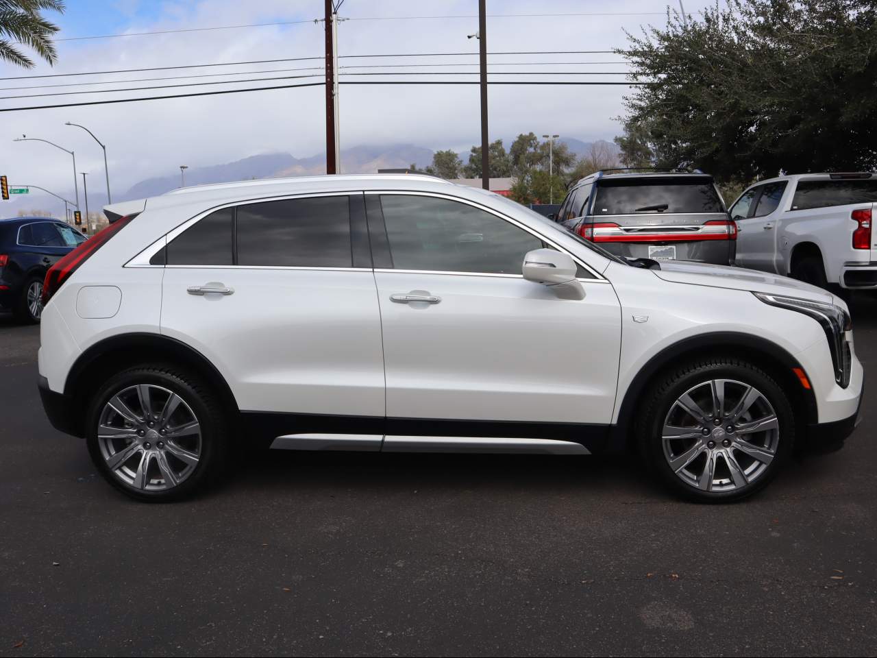 2019 Cadillac XT4 Premium Luxury