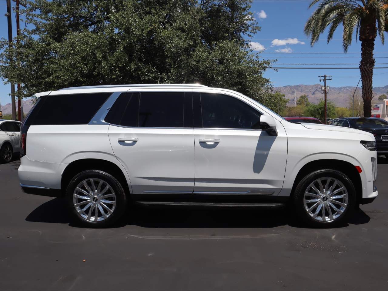 2022 Cadillac Escalade Premium Luxury
