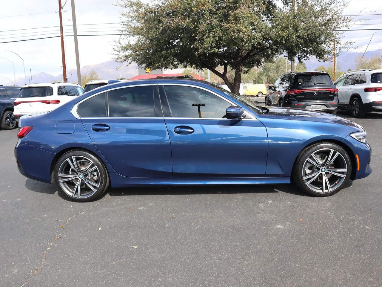 2022 BMW 3-Series 330i