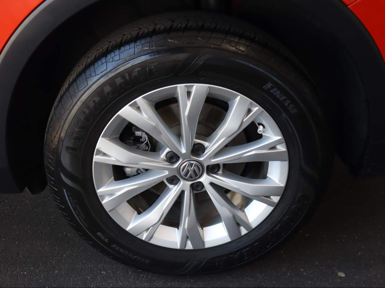 2018 Volkswagen Tiguan 2.0T SE