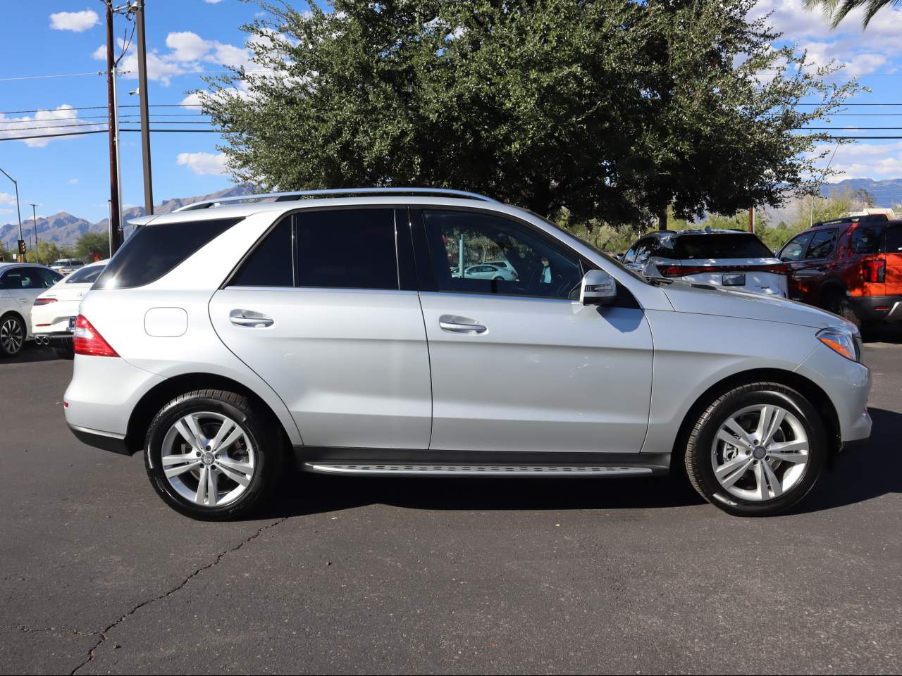 2015 Mercedes Benz ML 350 4MATIC photo 3