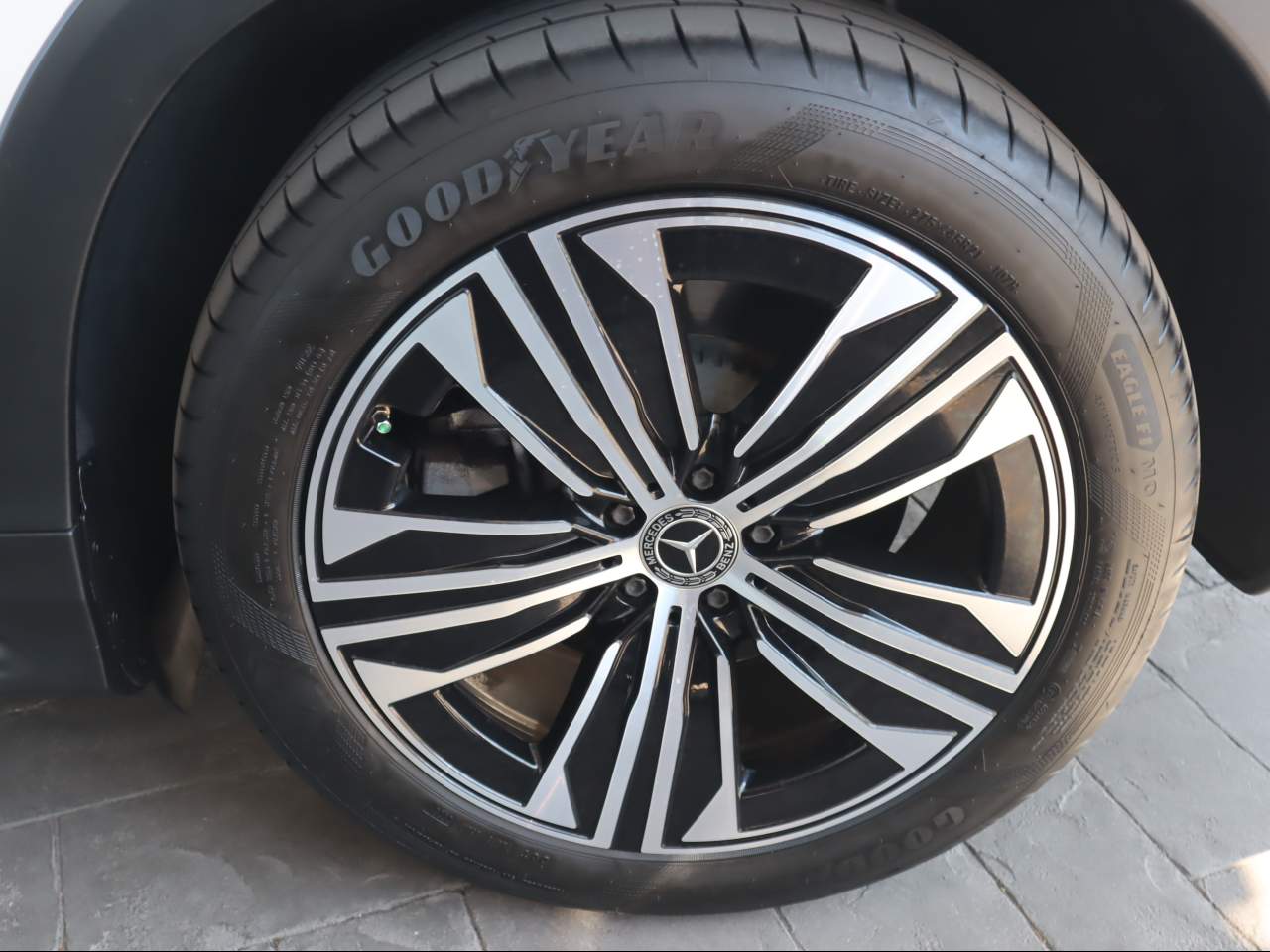 2023 Mercedes-Benz EQS 450+