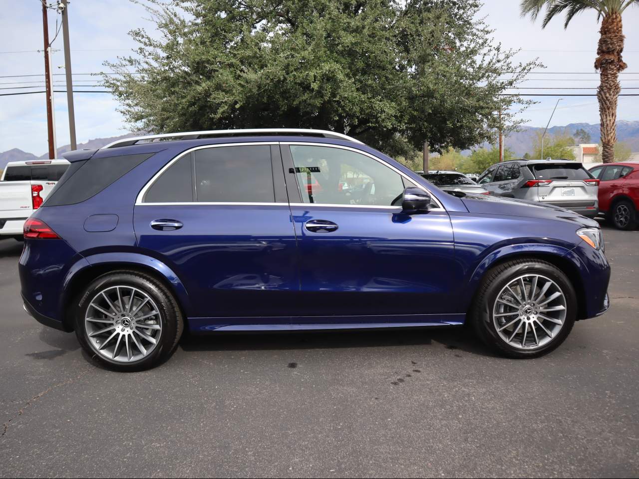 2026 Mercedes Benz GLE 580 4MATIC photo 3