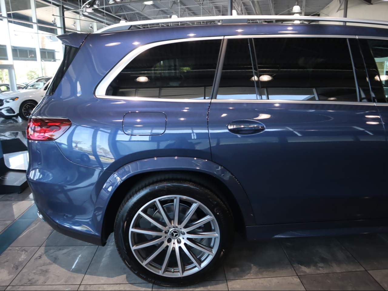 2026 Mercedes-Benz GLS 450 4MATIC SUV