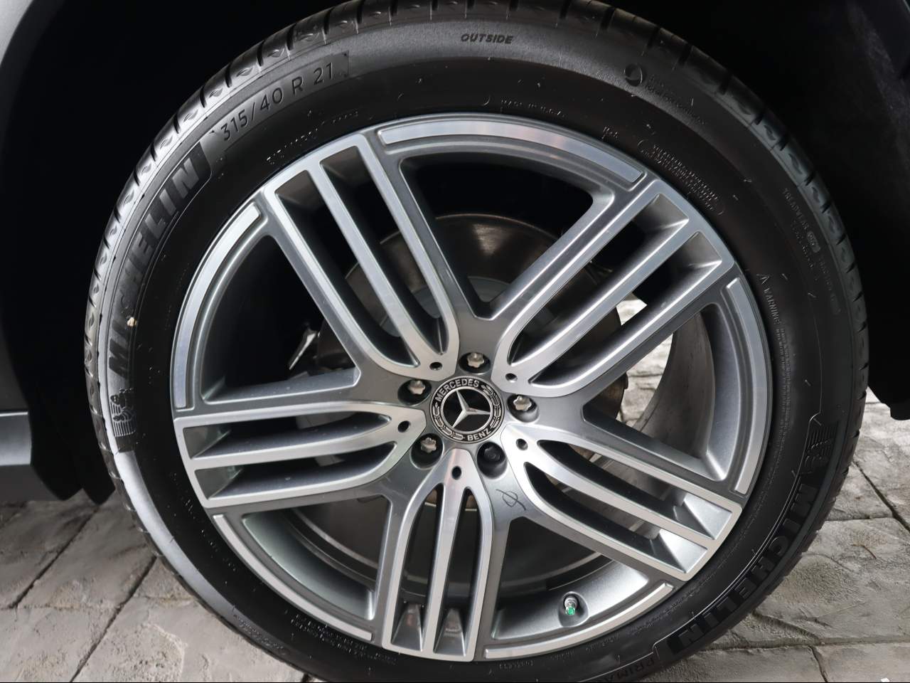 2025 Mercedes-Benz GLS 450 4MATIC SUV