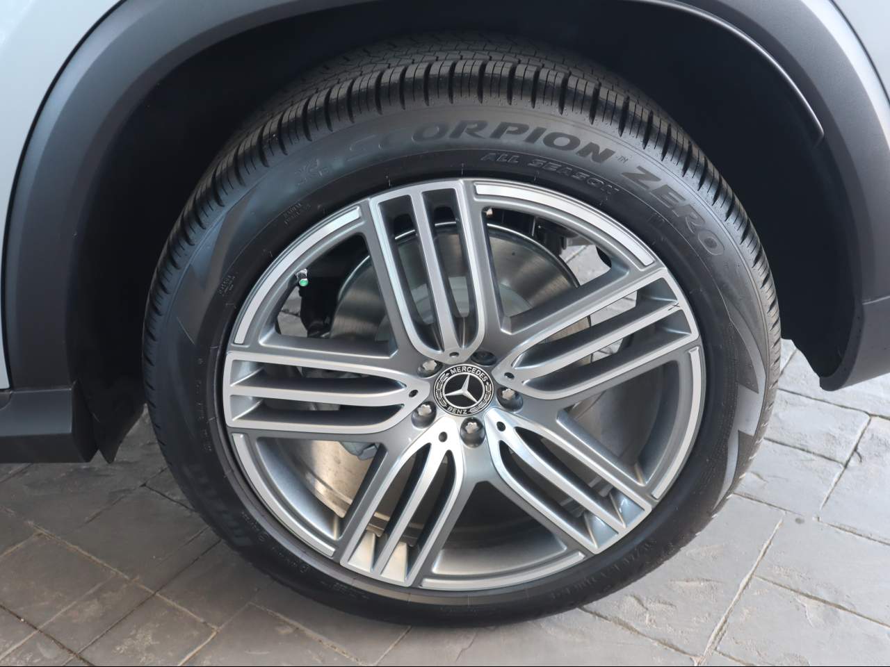 2026 Mercedes-Benz GLS 450 4MATIC SUV