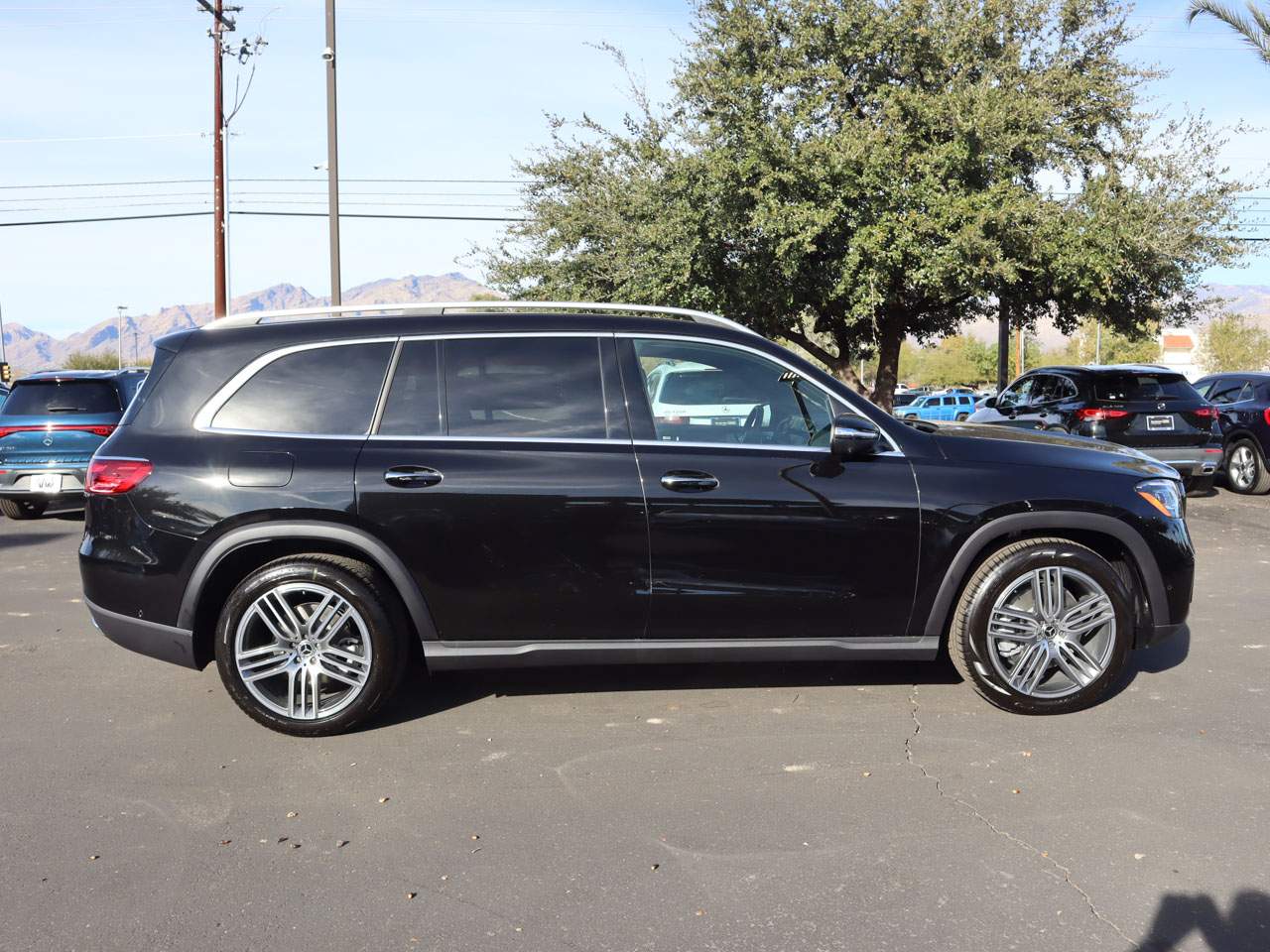 2025 Mercedes-Benz GLS 450 4MATIC SUV