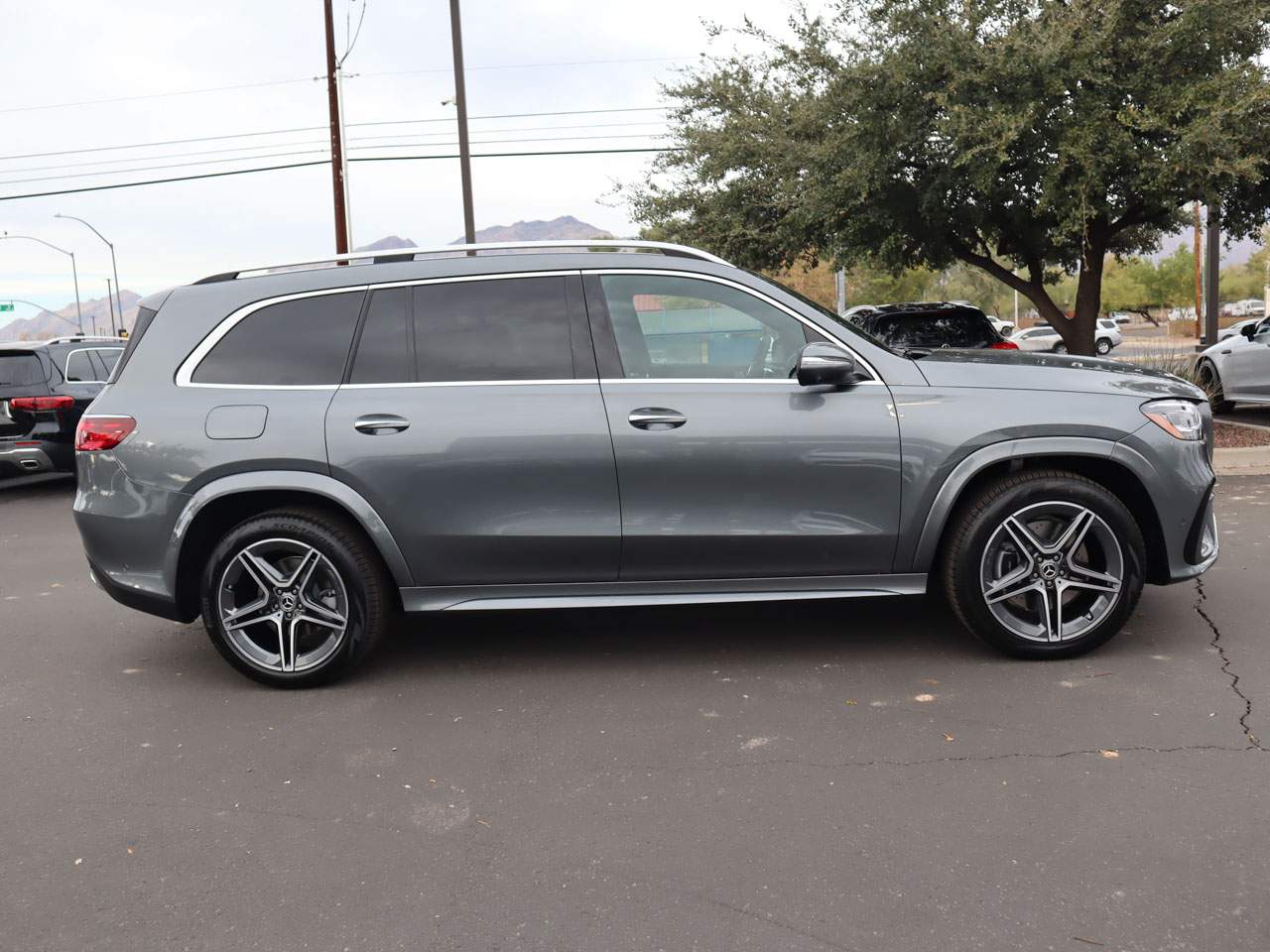 2025 Mercedes-Benz GLS 450 4MATIC SUV